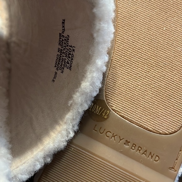 Lucky Brand
Women's Gadini Slip-On Sandals - Picture 7 of 7